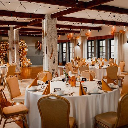 Kraina Jezior Hotel Ostroda Ngoại thất bức ảnh